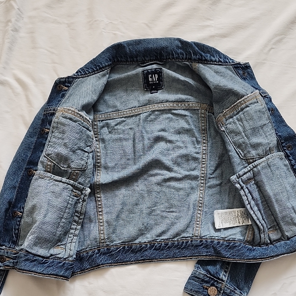 GAP Kids Classic Blue Jean Jacket - Picture 10 of 10